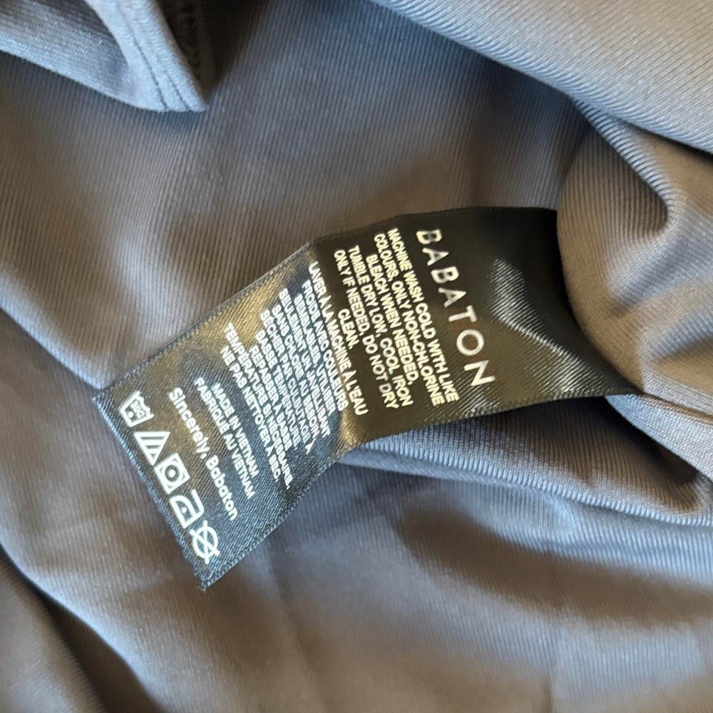 2 Aritzia NEW Babaton Gray and Lavender Bodysuit Set - Picture 7 of 8